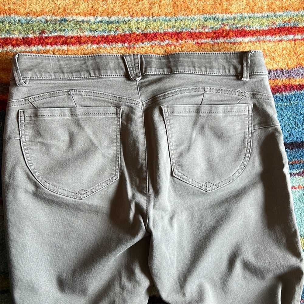 Democracy “Ab”solution Pants - Picture 3 of 4